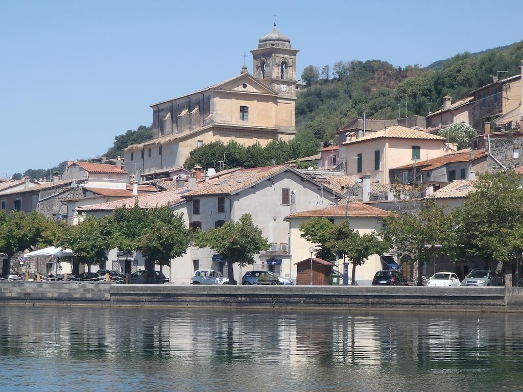 Apartamento Il Poggio Degli Ulivi Trevignano Romano Habitación foto