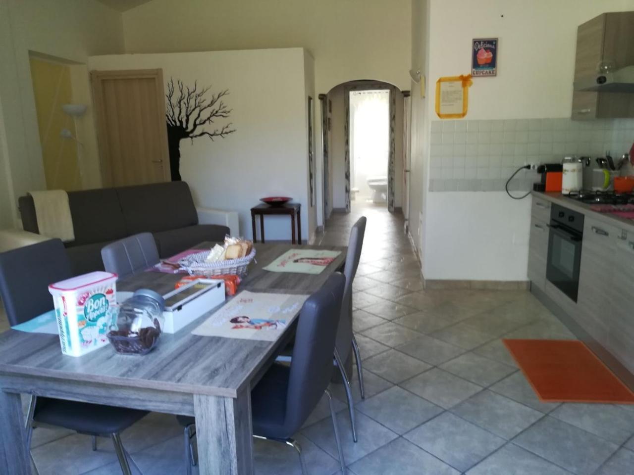 Apartamento Il Poggio Degli Ulivi Trevignano Romano Exterior foto
